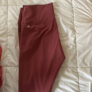 Fabletics size M leggings